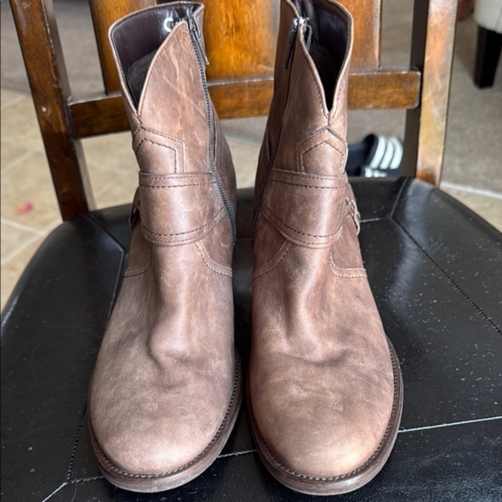 Gabor Taupe Leather Ankle Boots